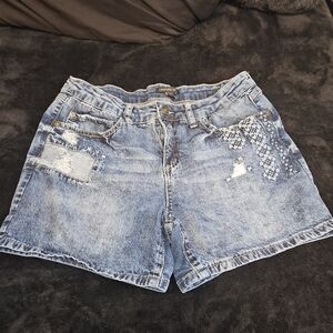 Signature Studio Blue Jean Shorts with Embroidery